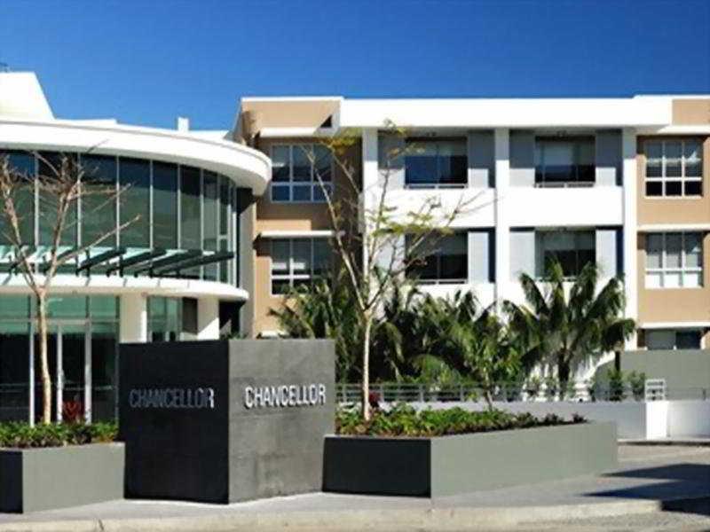 Chancellor Executive Apartments Gold Coast Extérieur photo