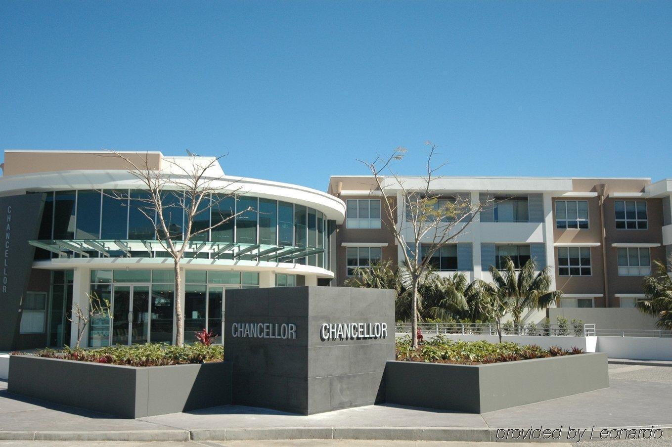 Chancellor Executive Apartments Gold Coast Extérieur photo